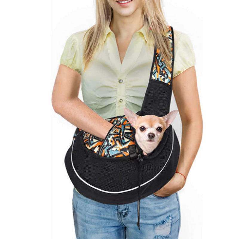 Stylish & Portable Crossbody Pet Carrier for Dogs & Cats